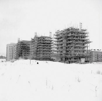 Torneja rakennetaan talvella